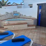 Casa Sol Y Luna 펜션 코스타카르마